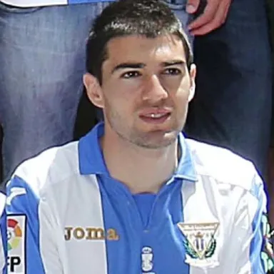 Toni Dovale profile photo
