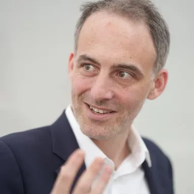 Raphaël Glucksmann profile photo