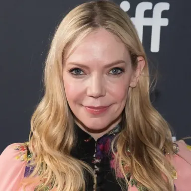 Riki Lindhome profile photo