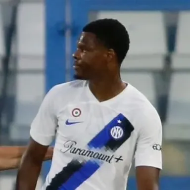 Denzel Dumfries profile photo