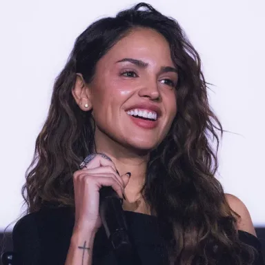 Eiza González profile photo