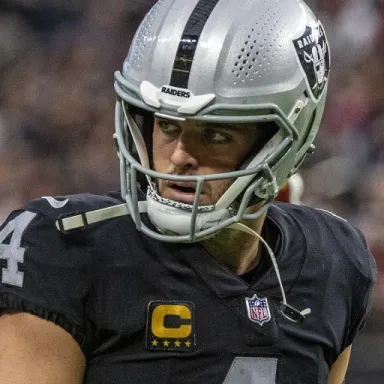 Derek Carr profile photo