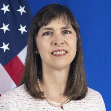 Lisa J. Peterson profile photo