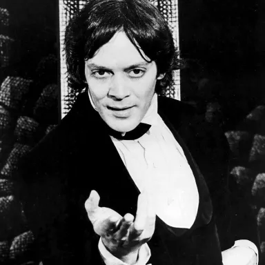 Raul Julia profile photo