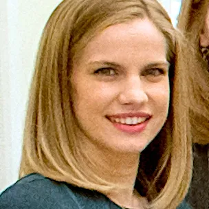 Anna Chlumsky profile photo