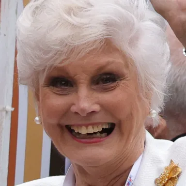 Angela Rippon profile photo