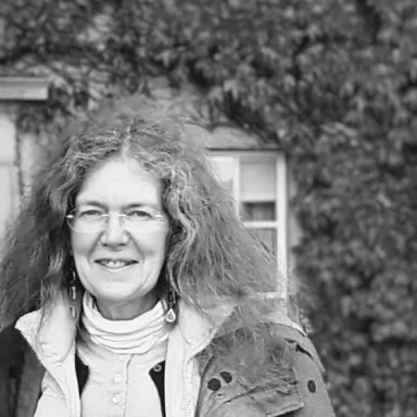 Robin McKinley profile photo