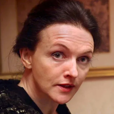 Dervla Kirwan profile photo