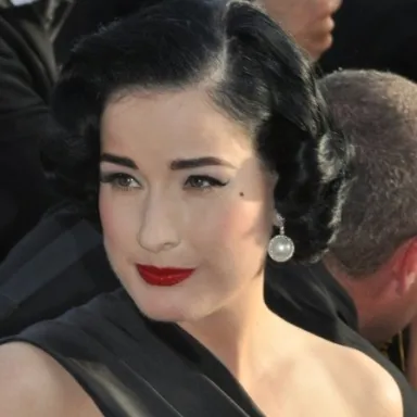 Dita Von Teese profile photo