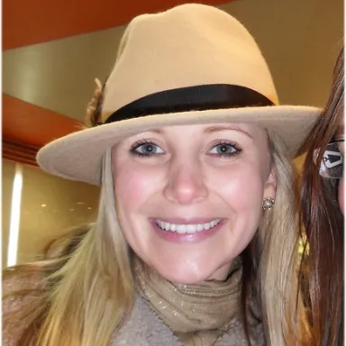 Carley Stenson profile photo