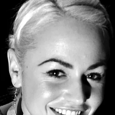 Jaime Winstone profile photo