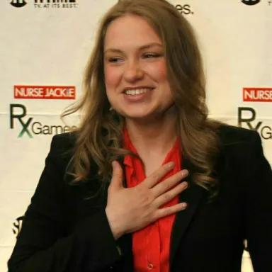 Merritt Wever profile photo