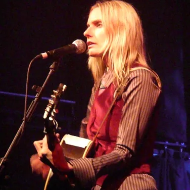 Aimee Mann profile photo