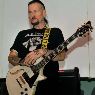 Rikk Agnew profile photo
