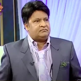 Umer Shareef profile photo