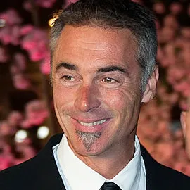 Greg Wise profile photo