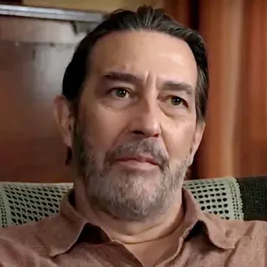 Ciarán Hinds profile photo