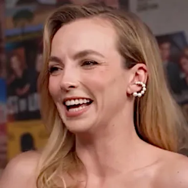 Jodie Comer profile photo