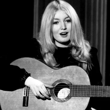 Mary Hopkin profile photo