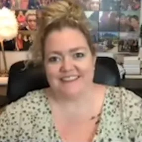 Colleen Hoover profile photo