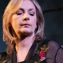 Moya Brennan profile photo