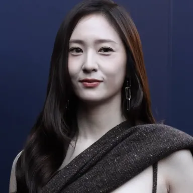 Krystal Jung profile photo