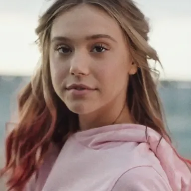 Alexis Ren profile photo