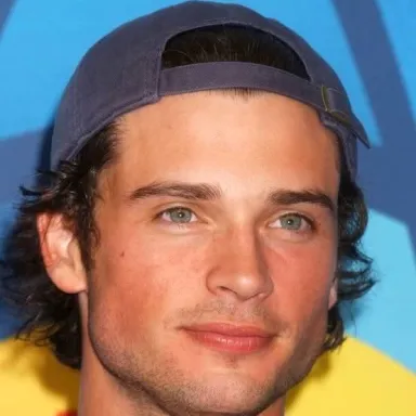 Tom Welling profile photo