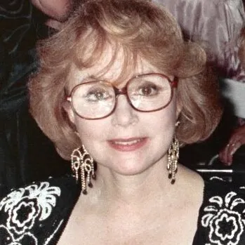Piper Laurie profile photo