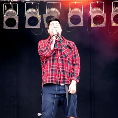 Chino Moreno profile photo
