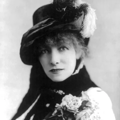 Sarah Bernhardt profile photo