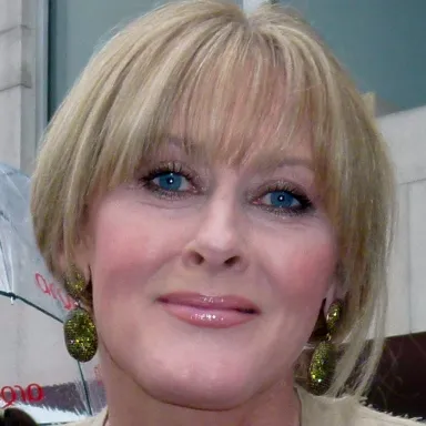 Sarah Lancashire profile photo