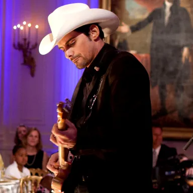 Brad Paisley profile photo