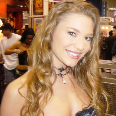 Aurora Snow profile photo